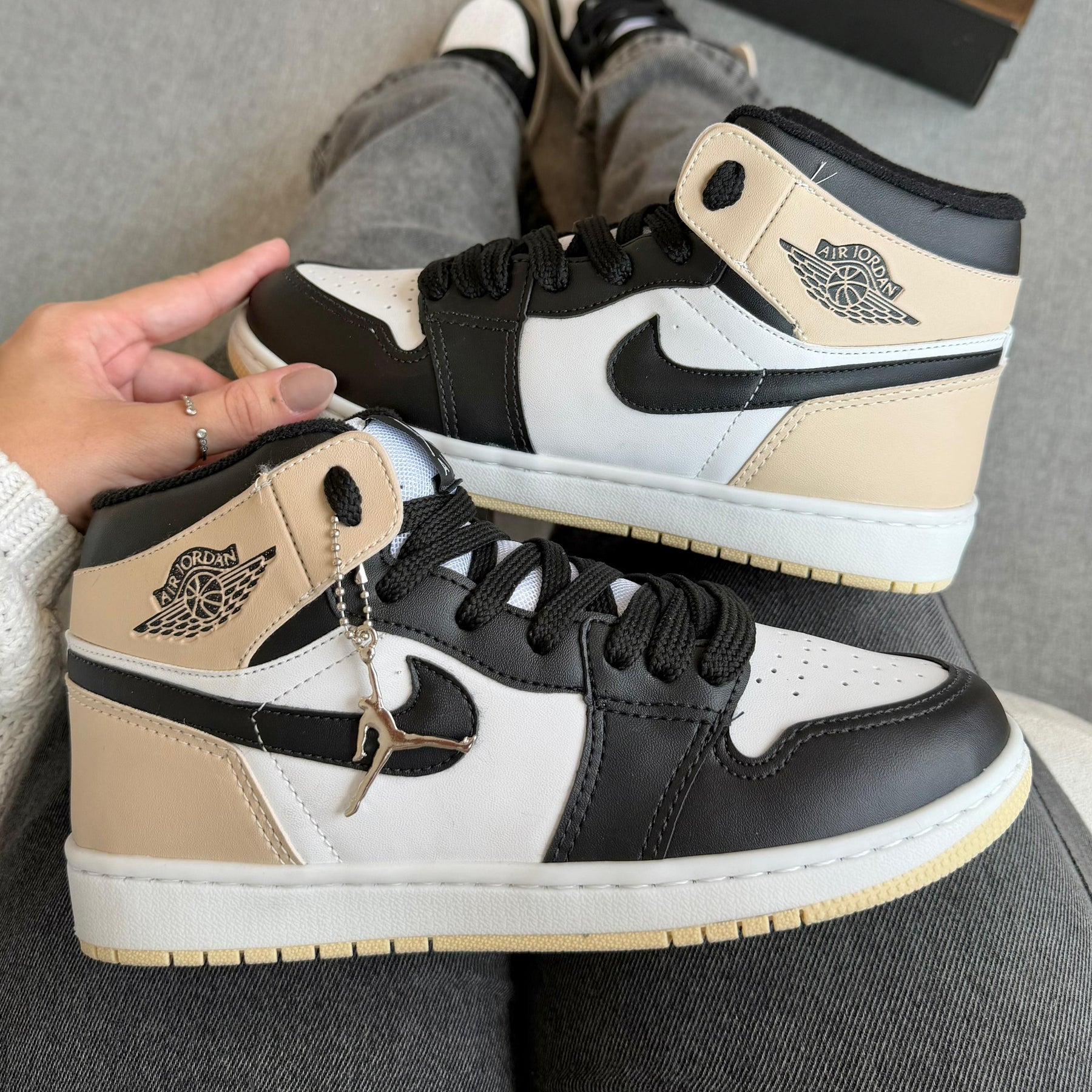 Tênis Nike Air Jordan High - Preto Branco Rose