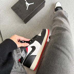 Tênis Nike Air Jordan High - Branco / Preto / Vermelho
