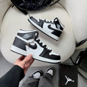 Tênis Nike Air Jordan High - Branco / Preto