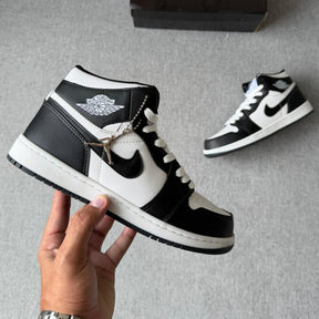 Tênis Nike Air Jordan High - Branco / Preto