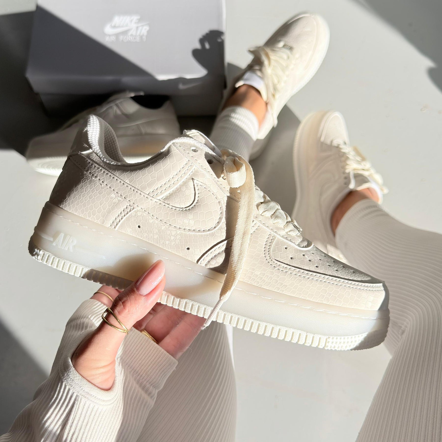 Tênis Nike Air Force - White Snake