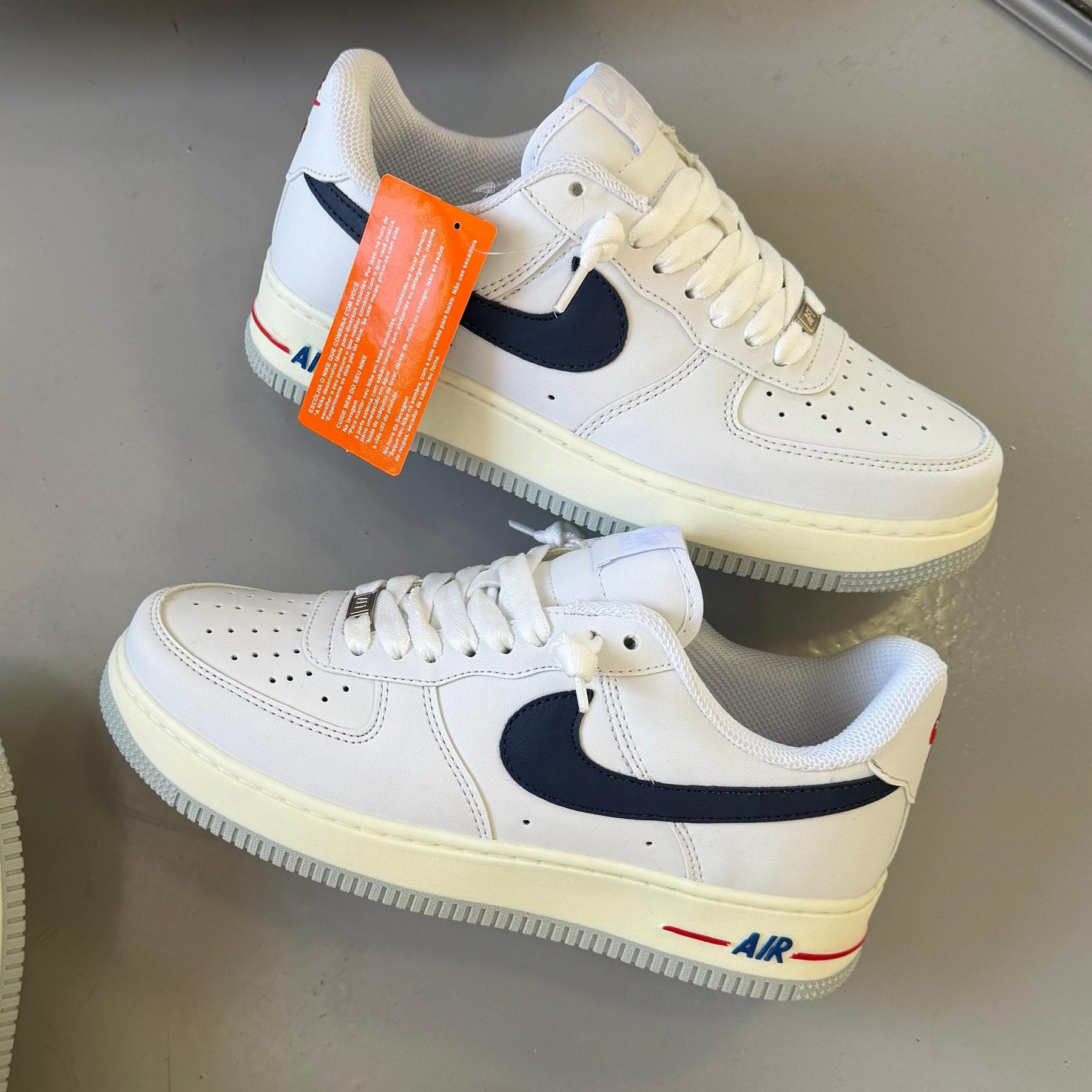 Tênis Nike Air Force - Branco Marinho Off White