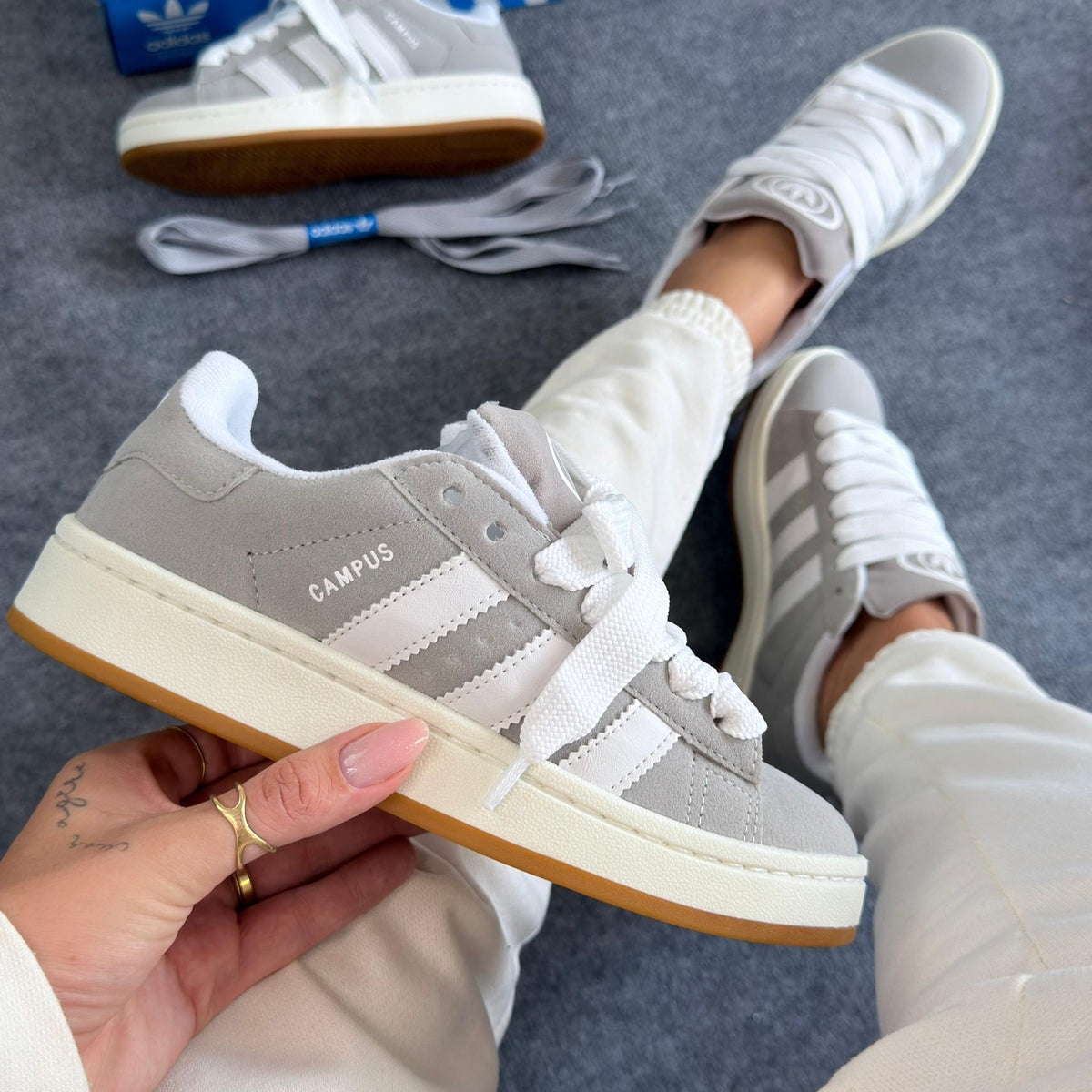 Tênis Adidas Campus - Cinza / Branco
