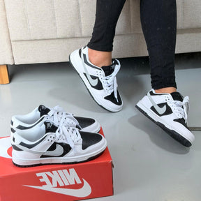 Tênis SB Dunk Low Prime - Panda Reverse