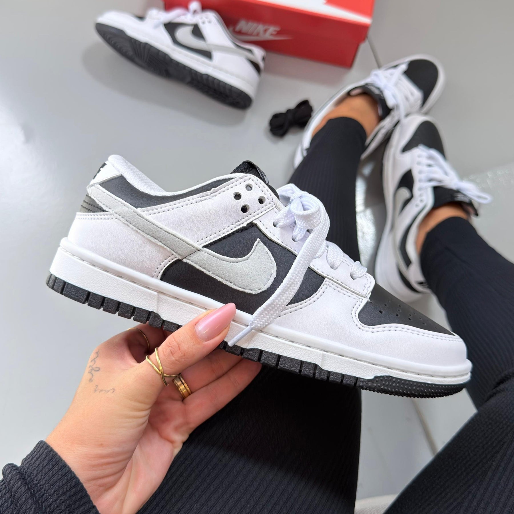 Tênis SB Dunk Low Prime - Panda Reverse