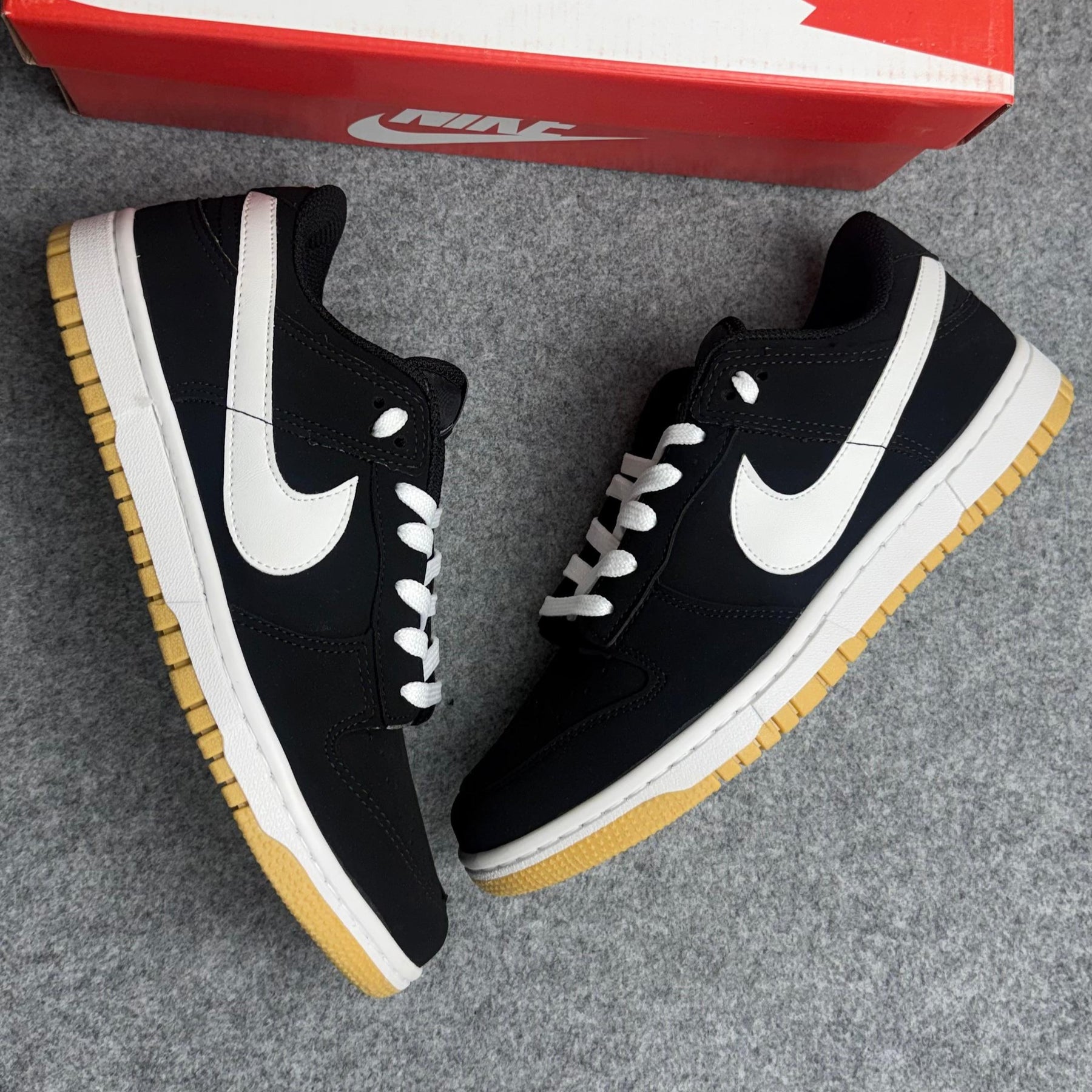 Tênis Nike Dunk - Preto Nobuck