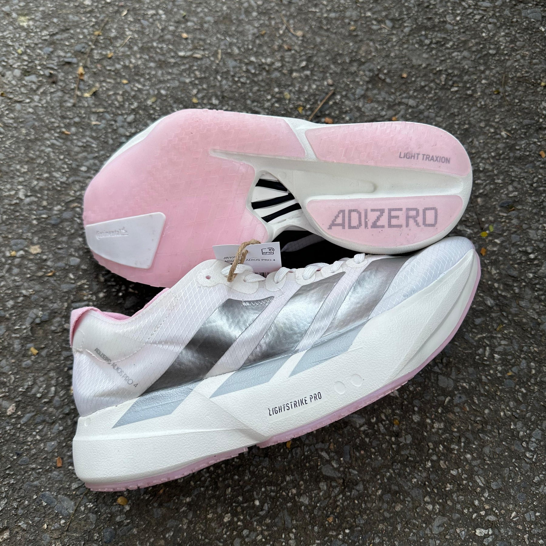 Tênis Adidas Adizero Adios Pro 4 - Branco / Rosa / Prata