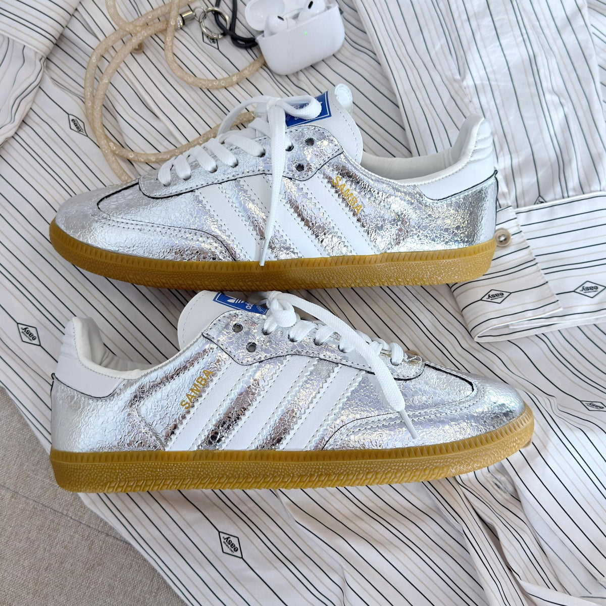 Tênis Adidas Samba OG - Silver Metallic