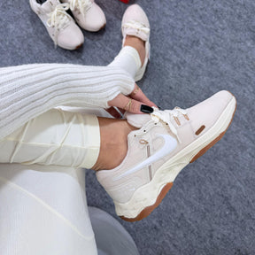 Tênis Nike Revolution II - Branco Off