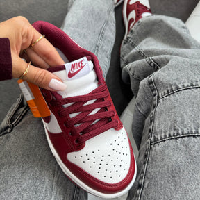 Tênis Dunk Low Pro Luxo - Bordô