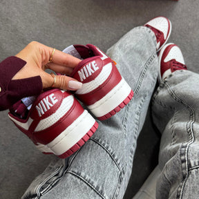 Tênis Dunk Low Pro Luxo - Bordô