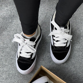 Tênis Vans KNU - Preto / Branco