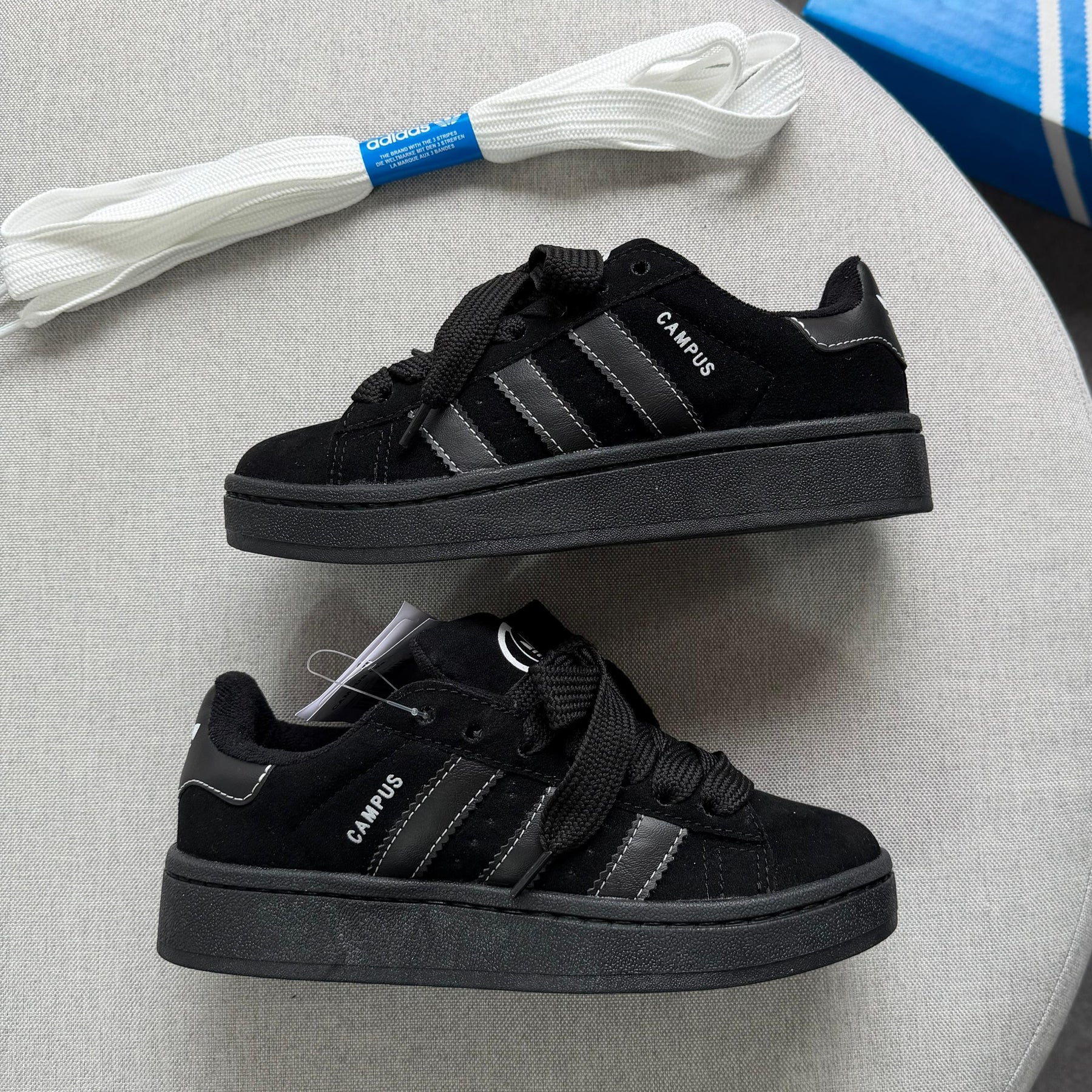 Tênis Adidas Campus  00s - All Black