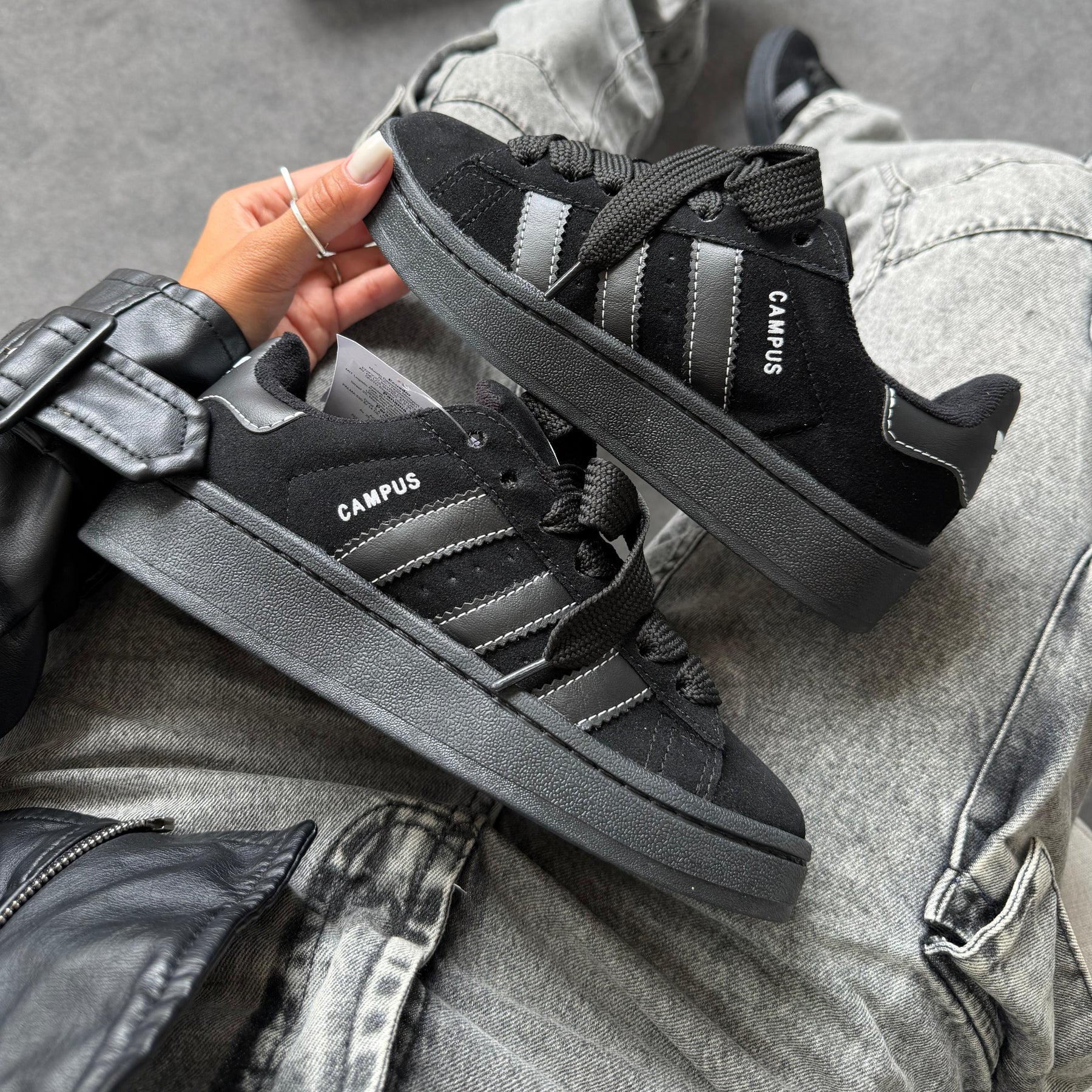 Tênis Adidas Campus  00s - All Black