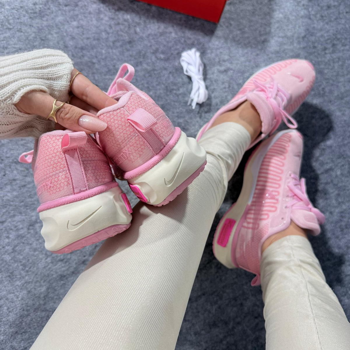 Tênis Nike Zoom Invencible Run 3 - Rosa Barbie