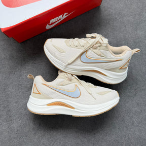 Tênis Nike Running Est 1972 - Bege / Ouro