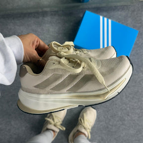 Tênis Adidas Supernova - Metálica / Aveia