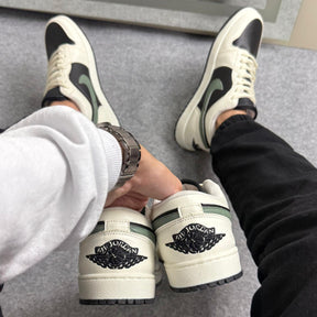 Tênis Nike Jordan Low - Sail / Sesame Black