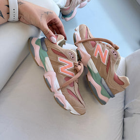 Tênis New Balance 9060 - Salmão