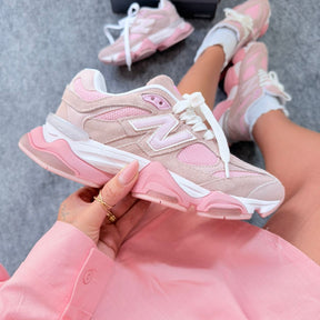 Tênis New Balance 9060 - Chiclete