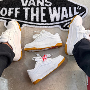 Tênis Vans Hylane Prime - Branco / Caramelo