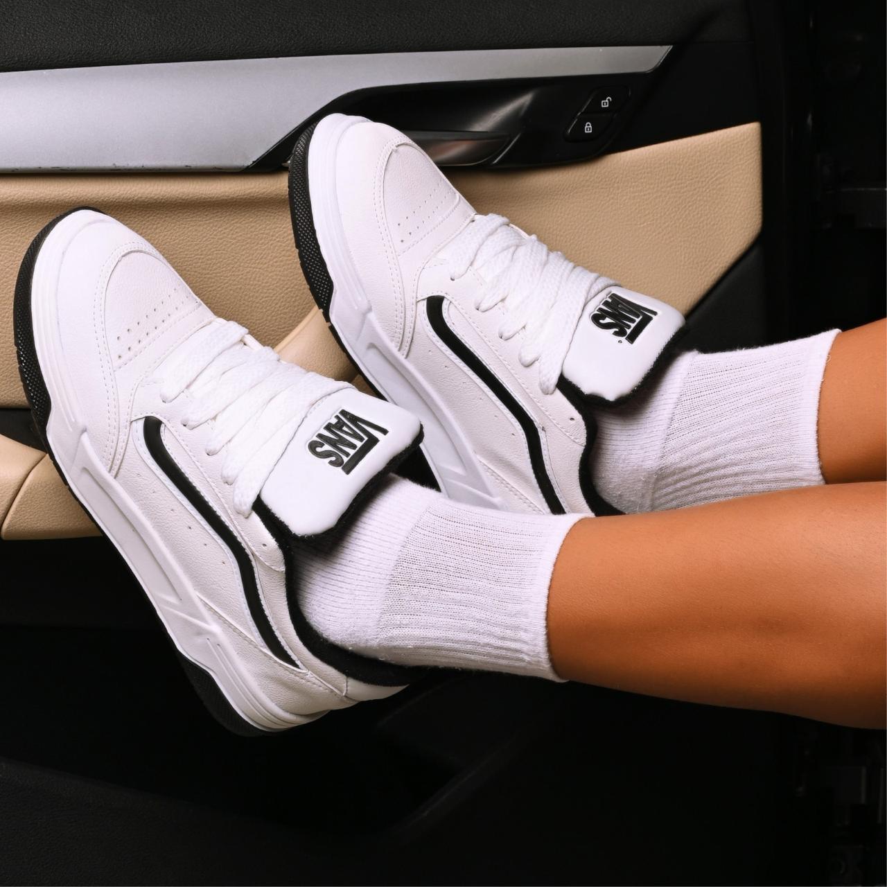 Tênis Vans Hylane Prime - Branco / Preto