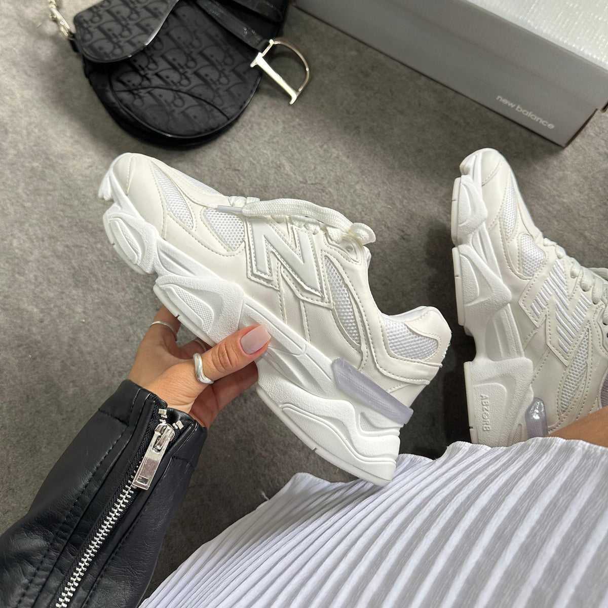 Tênis New Balance 9060 - Branco Neve