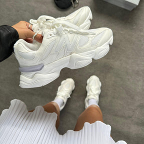 Tênis New Balance 9060 - Branco Neve