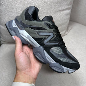 Tênis New Balance 9060 - Preto / Cinza