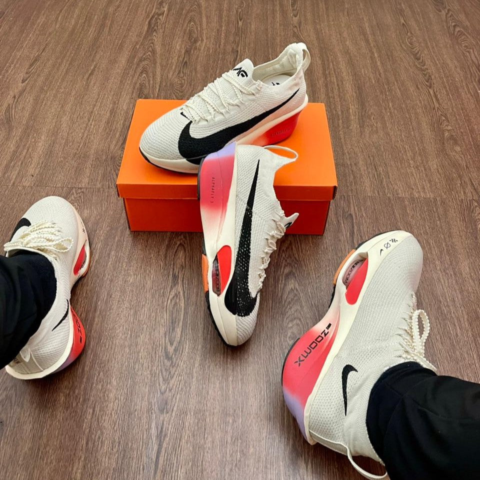 Tênis Nike Air Zoom Alphafly 3 - Off / Vermelho