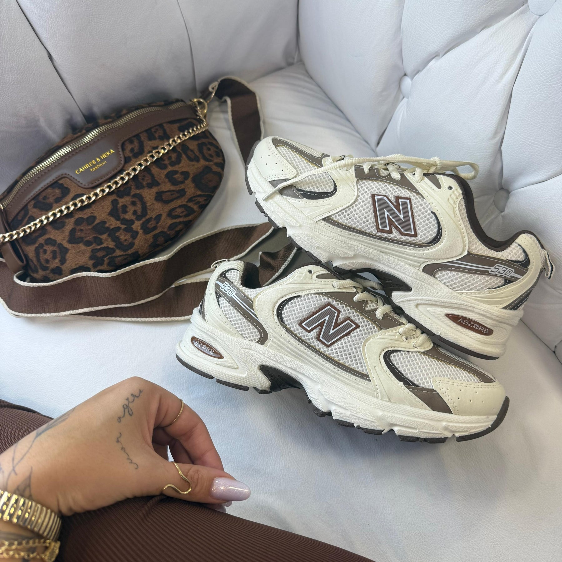 Tênis New Balance 530 - Off / Marrom