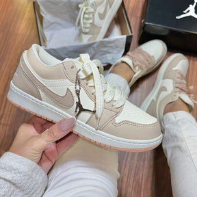 Tênis Air Jordan Low - Marfim Branco