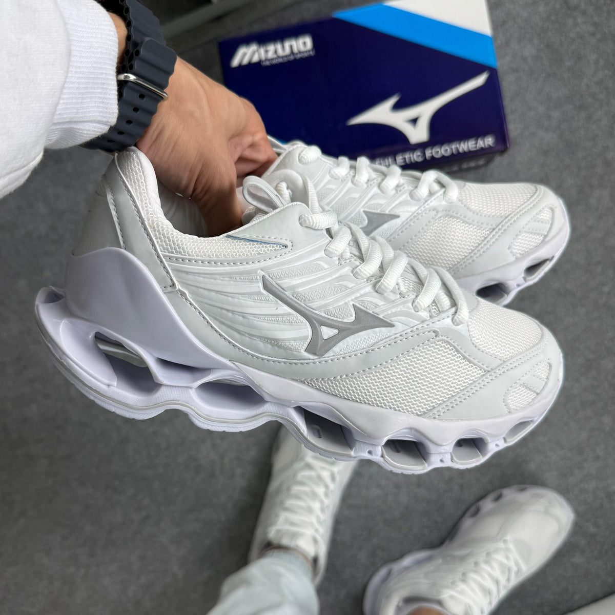 Tênis Mizuno Pro 13 S - Branco Refletível