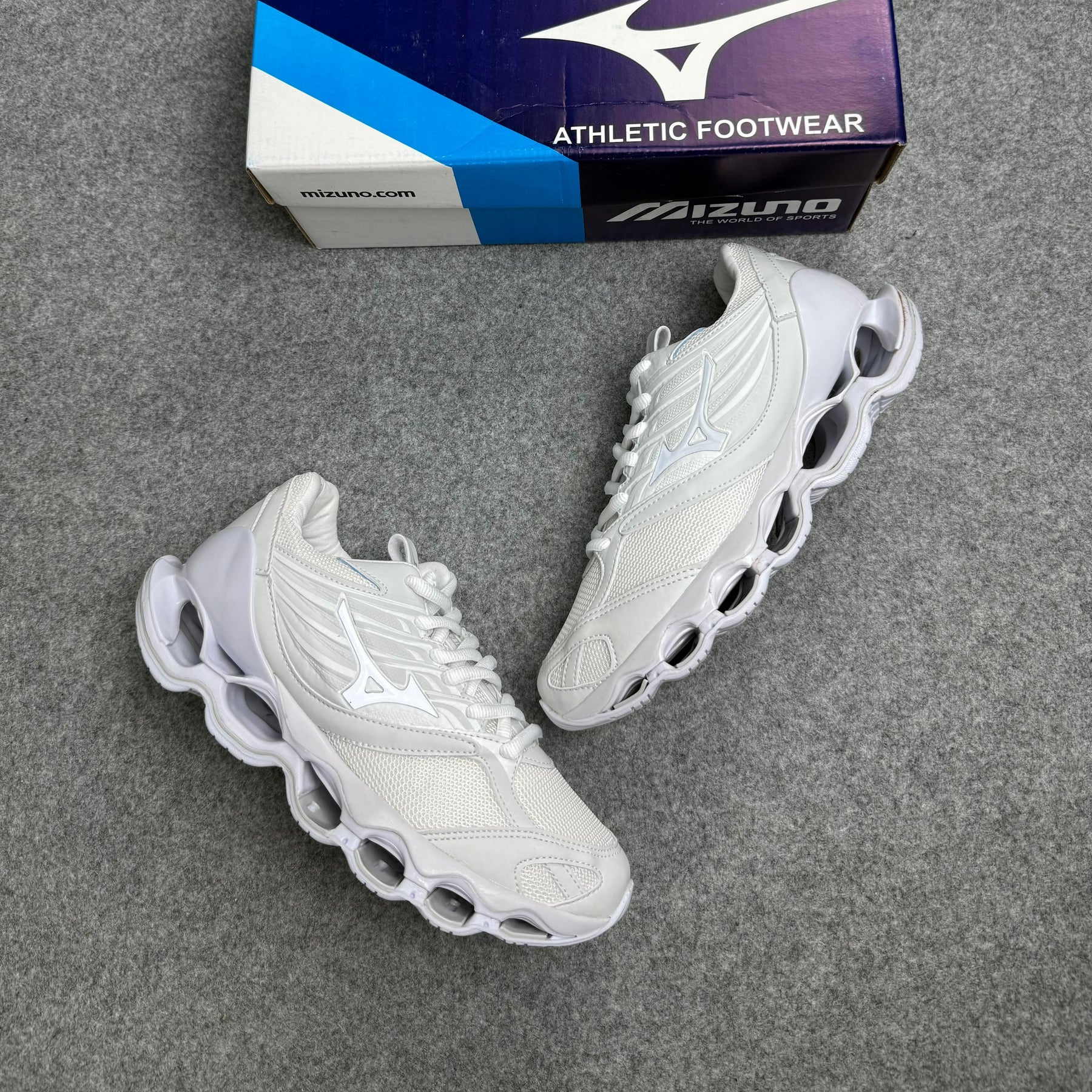 Tênis Mizuno Pro 13 S - Branco Refletível