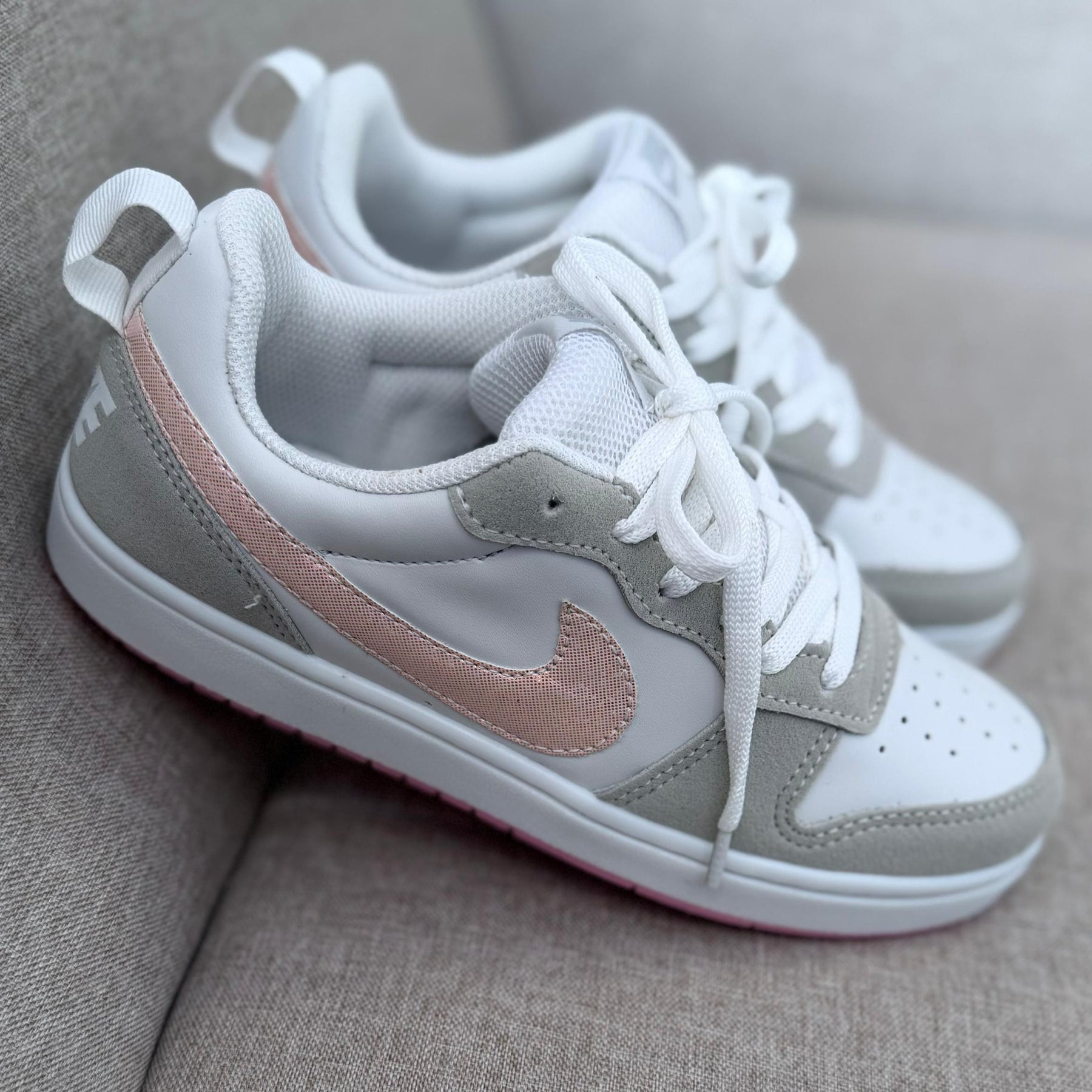 Tênis Nike Court Bourough Low Recraft - Cinza / Rosa