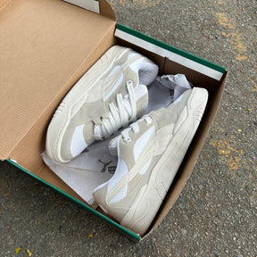 Tênis Puma 180 - Off / Branco