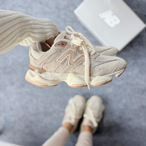 Tênis New Balance 9060 - Rosê Felpudo