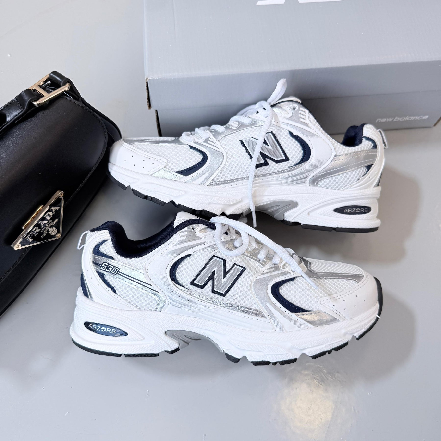 Tênis New Balance 530 Retrô - Branco / Marinho