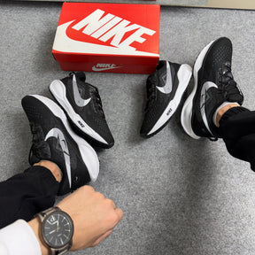 Tênis Nike Pegasus Trail - Preto / Branco
