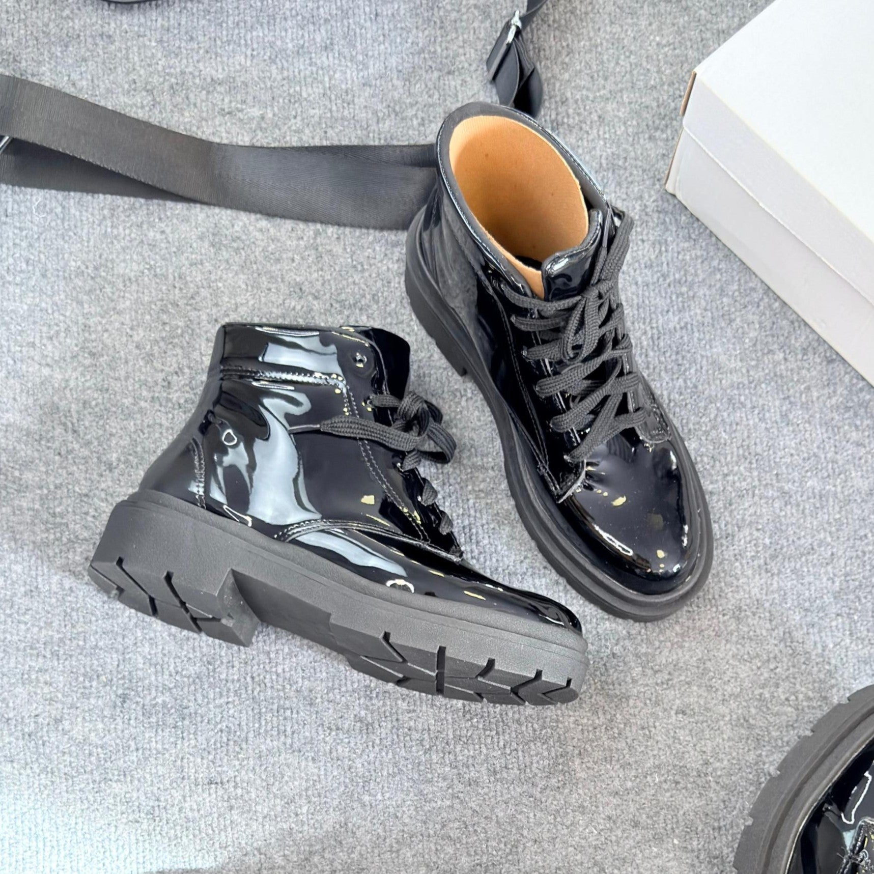 Bota Vinil Flatform - Preto