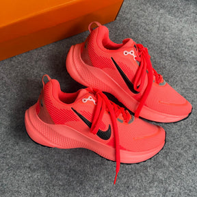 Tênis Nike Vomero 18 Prime - Salmão