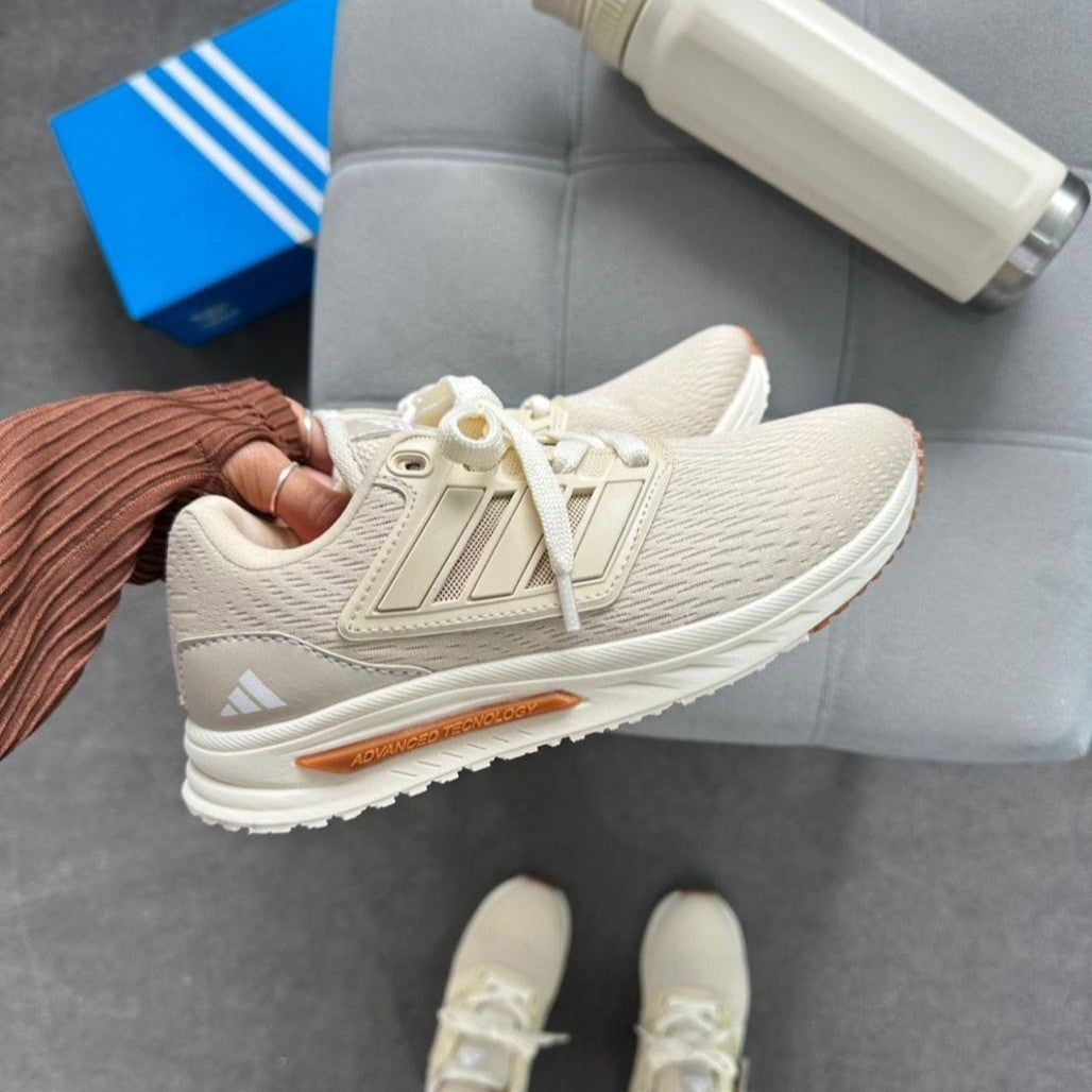 Tênis Adidas A-BOOST - Off