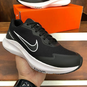 Tênis Nike Zoom 04 - Preto / Branco