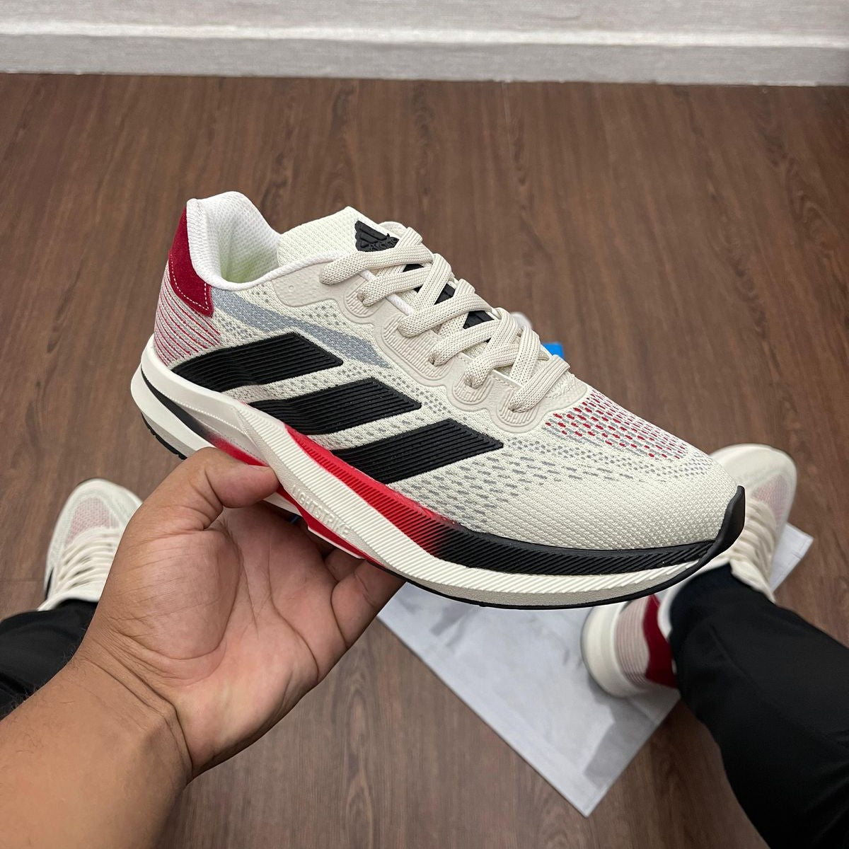 Tênis Adidas Duramo Speed - Branco / Vermelho