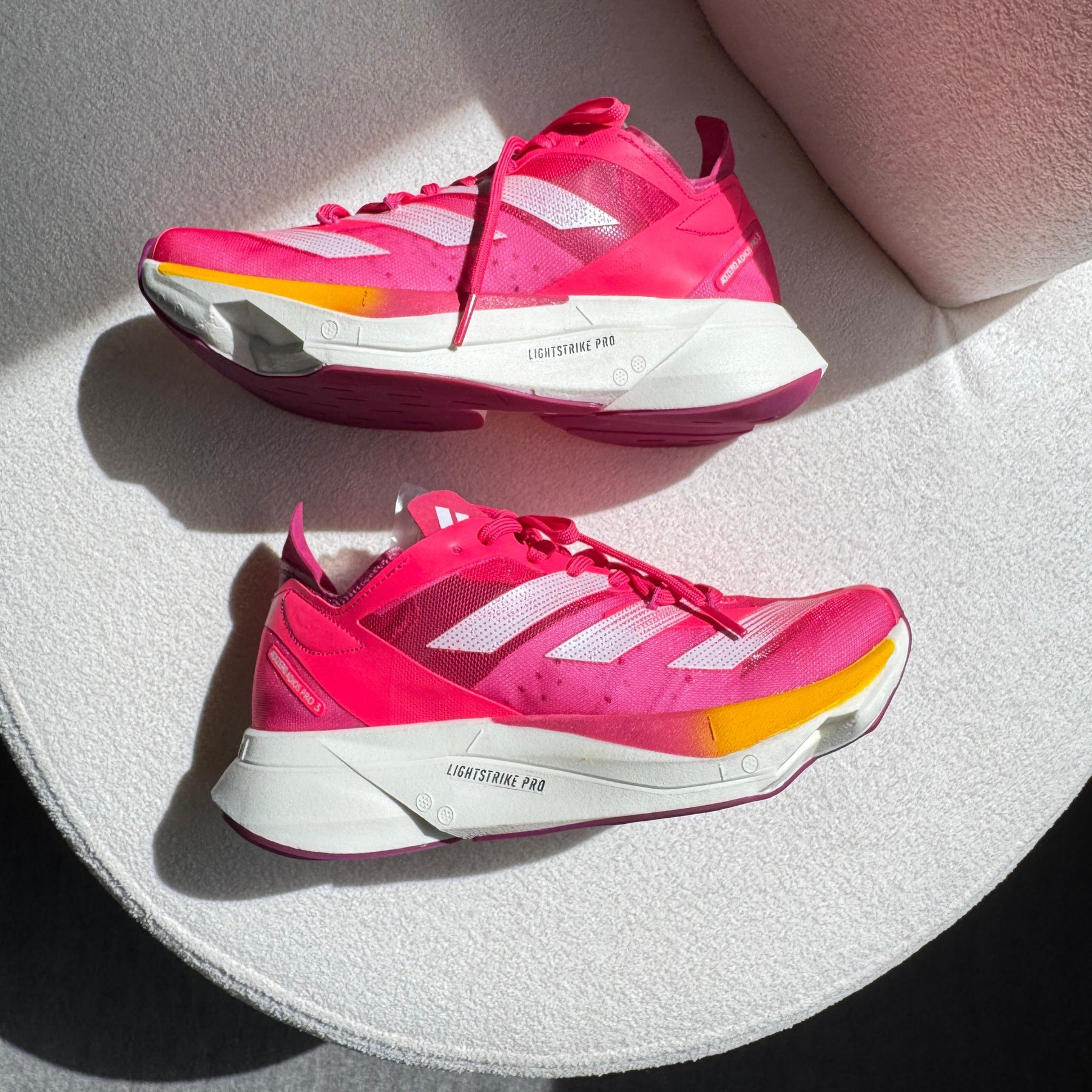 Tênis Adidas Adizero Adios Pro 3 - Pink / Off / Amarelo