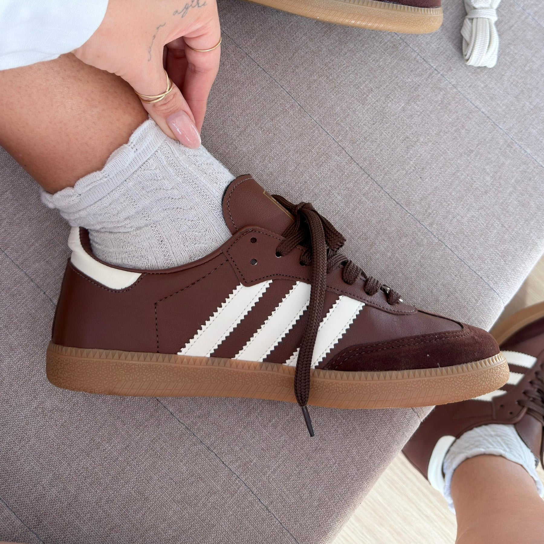 Tênis Adidas Samba Prime - White / Coffe