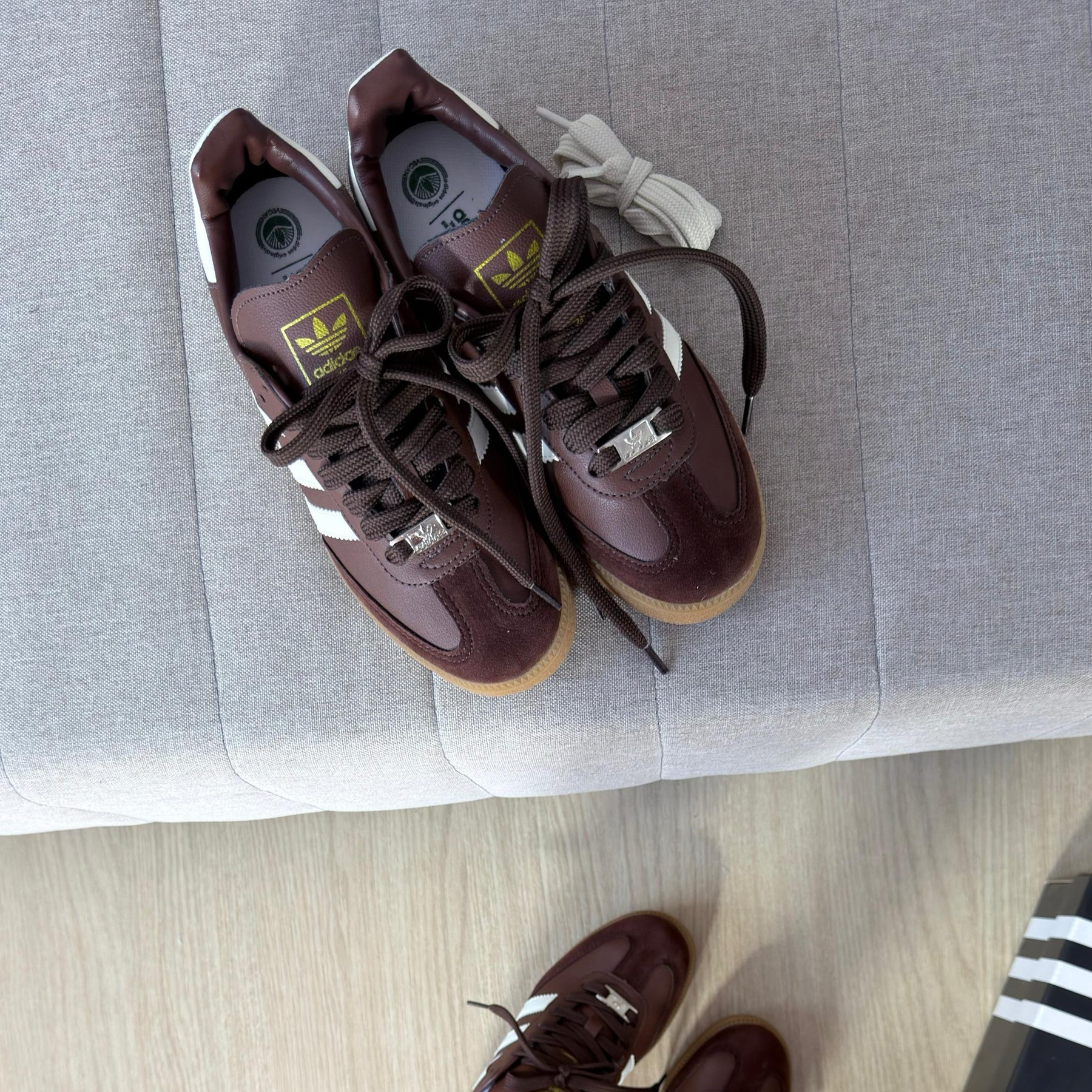 Tênis Adidas Samba Prime - White / Coffe