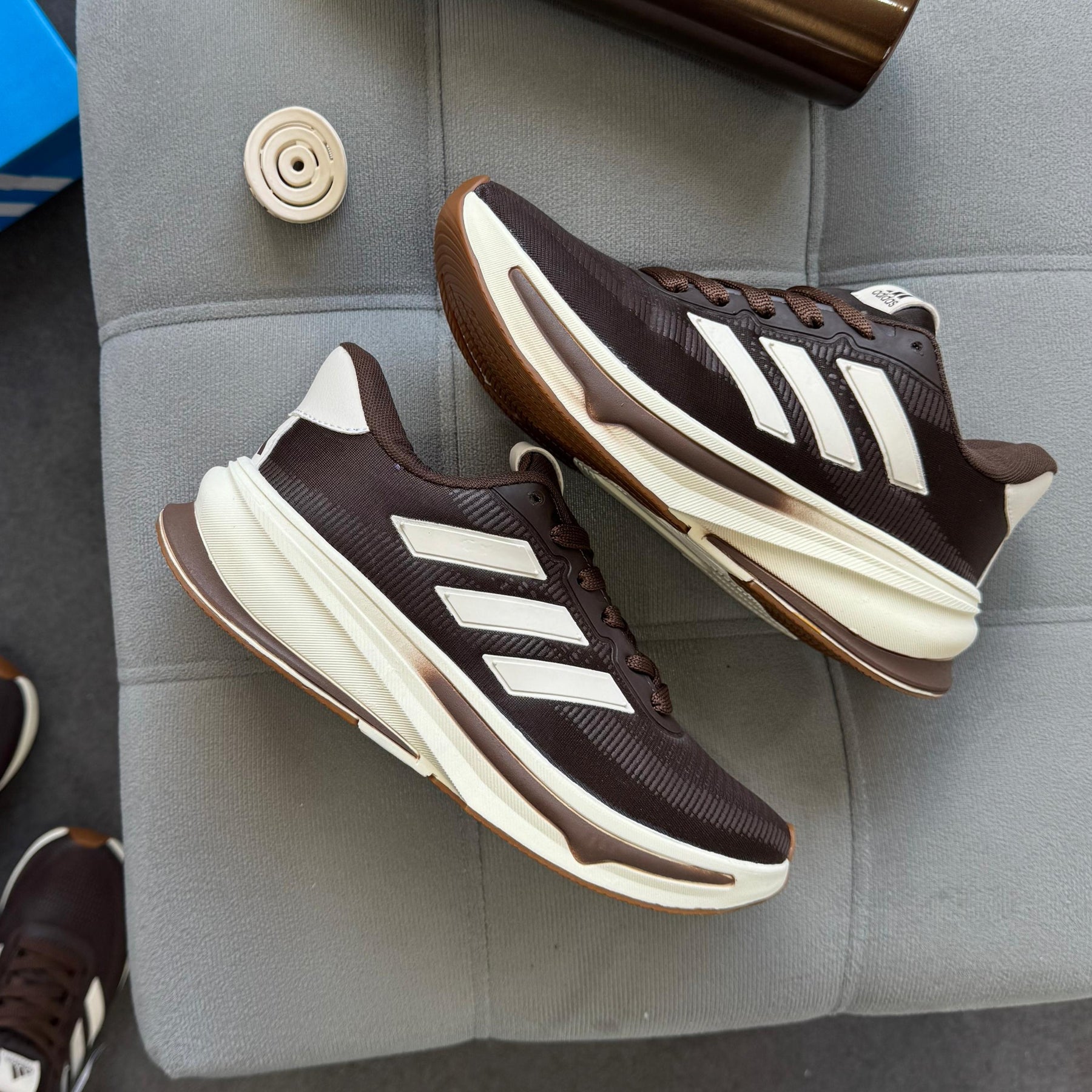 Tênis Adidas Supernova - Café