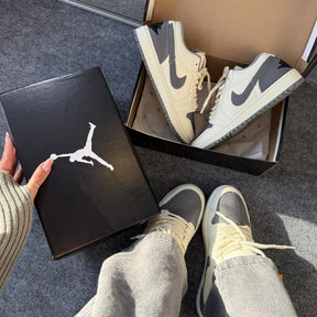 Tênis  Air Jordan Low - Dunas/ Grafite