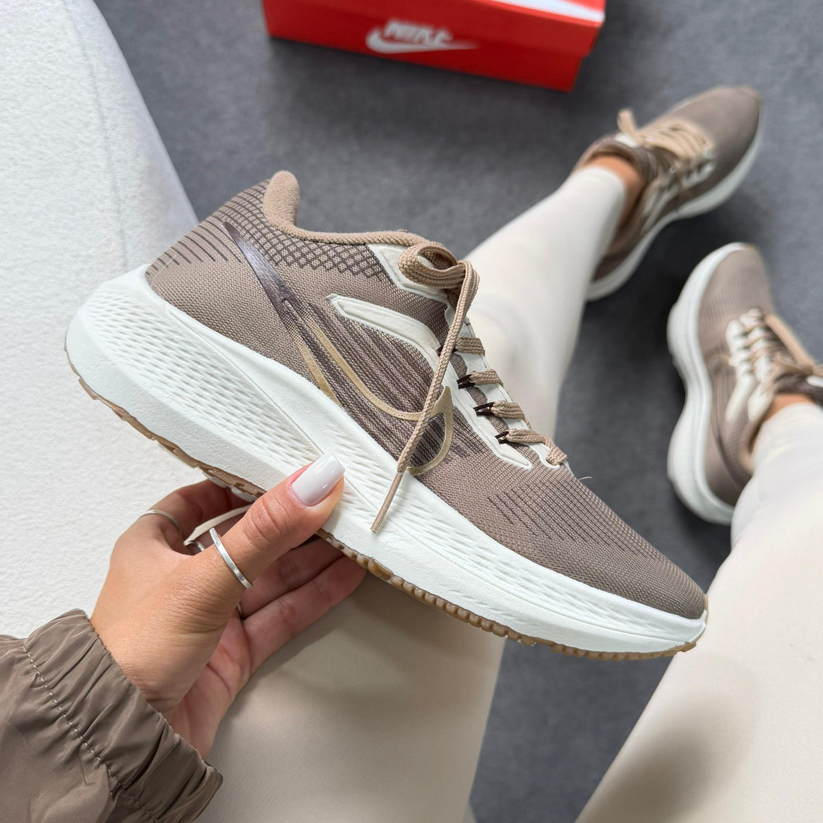 Tênis Nike Pegasus - Capuccino